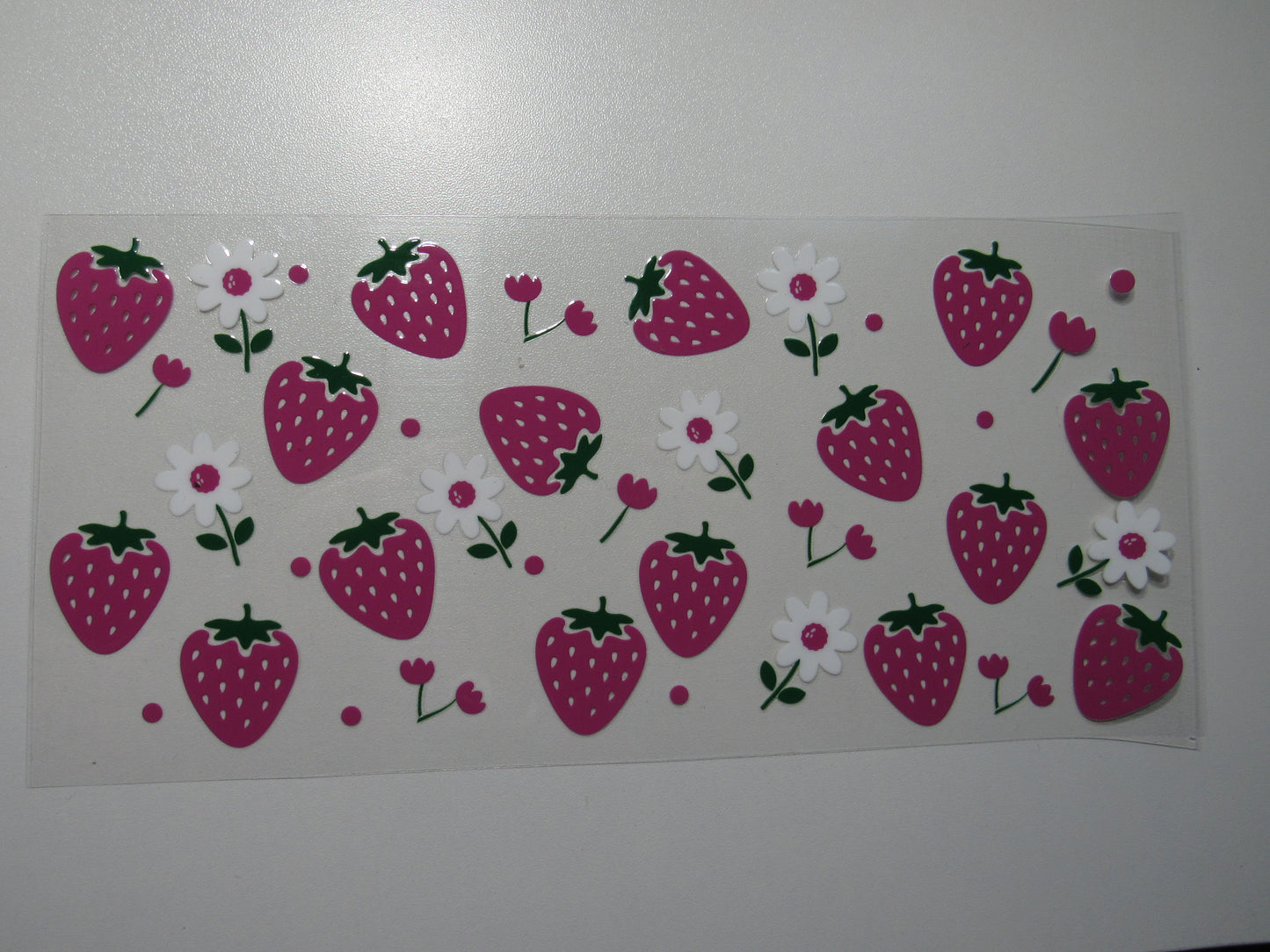 Strawberry & Daisies Wrap